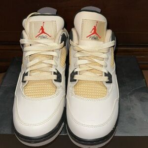 Air Jordan Retro 4 GS ‘White Cement’ 2012